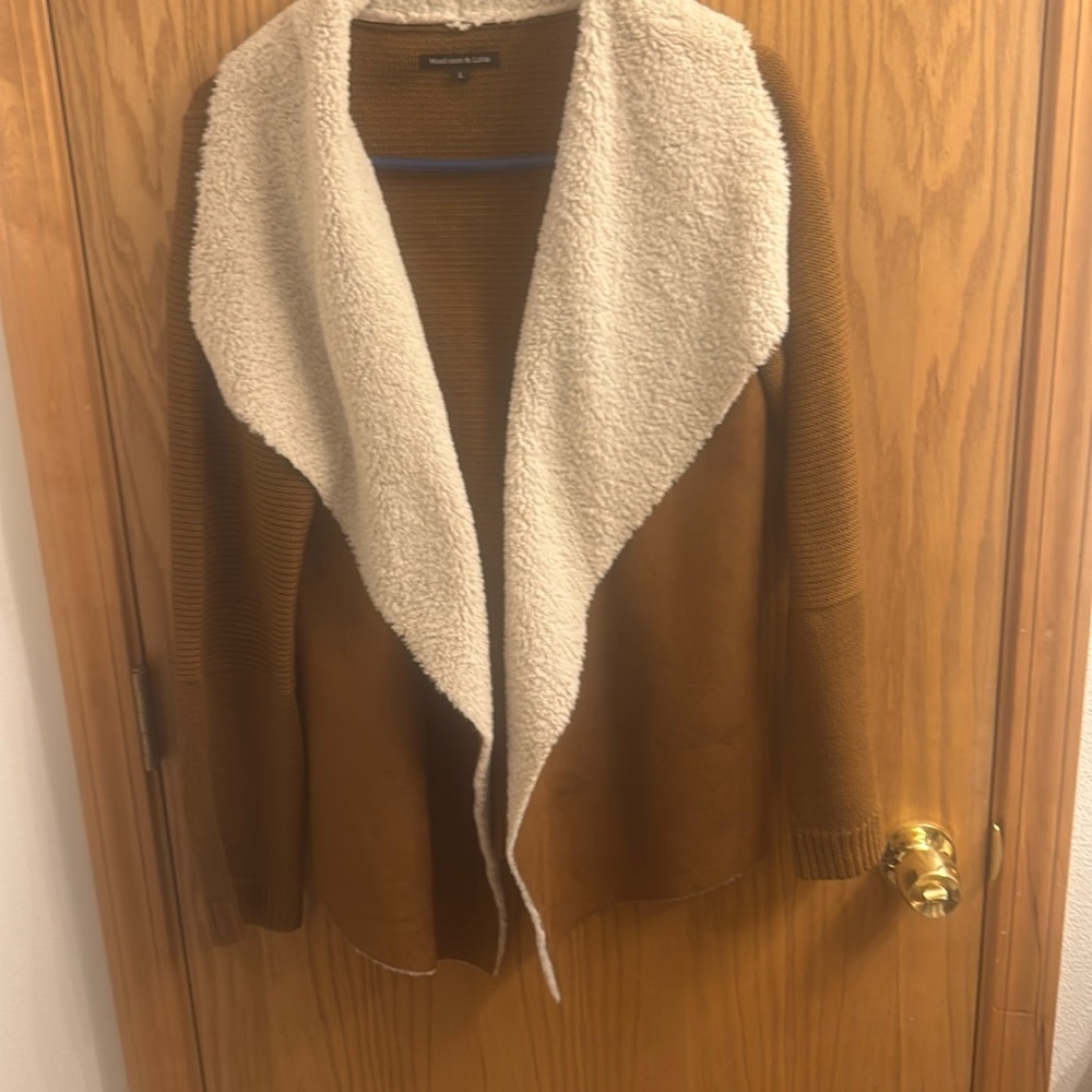 - Madison and Lola brown women’s jacket size large